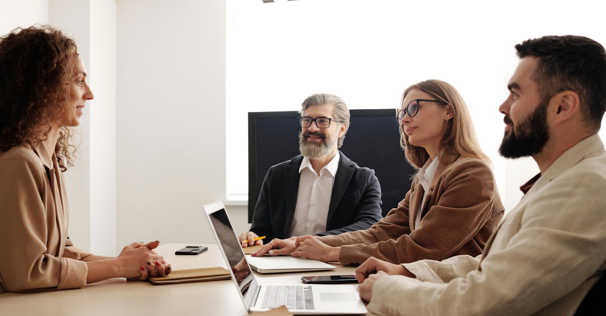 短信轰炸源码实名账号：午夜视频app详情下载教程