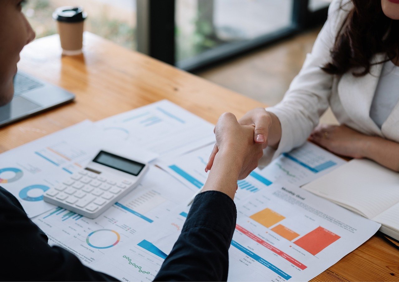 幸运草骑士：温岭代理注册公司